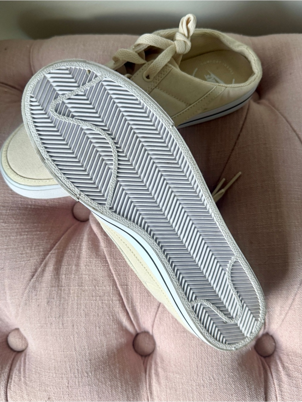 Nike Cream Low-Top Canvas Sneakers - Picture 3 of 3